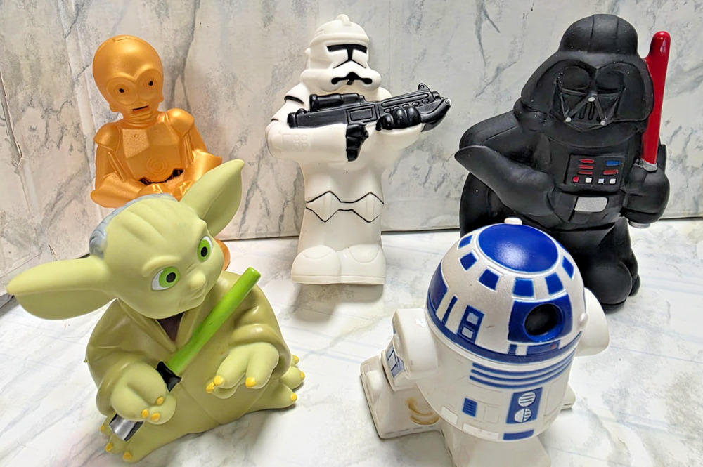 Star Wars Character R2-D2 C-3PO Yoda Trooper Small Dog Squeaky Toys, Lot of 5